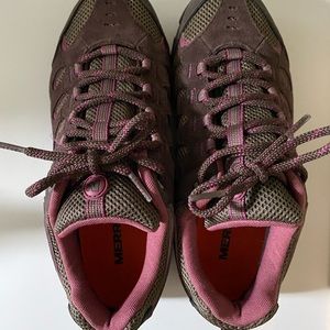 Women’s Merrell Shoes